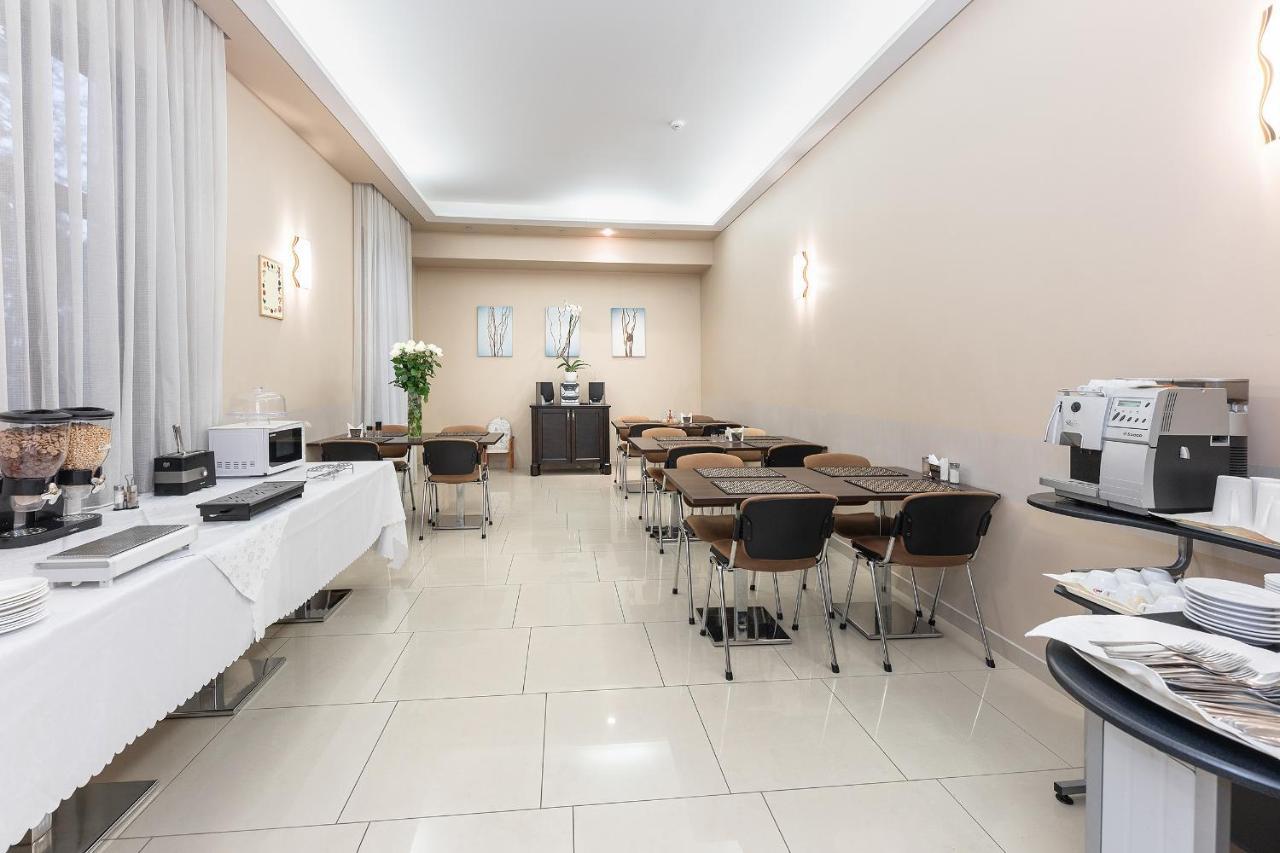 Jūrkalne Room In Guest Room - Valensija - Large Suite מראה חיצוני תמונה