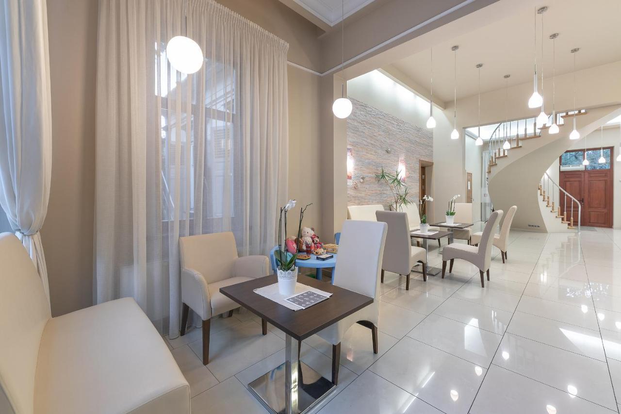 Jūrkalne Room In Guest Room - Valensija - Large Suite מראה חיצוני תמונה