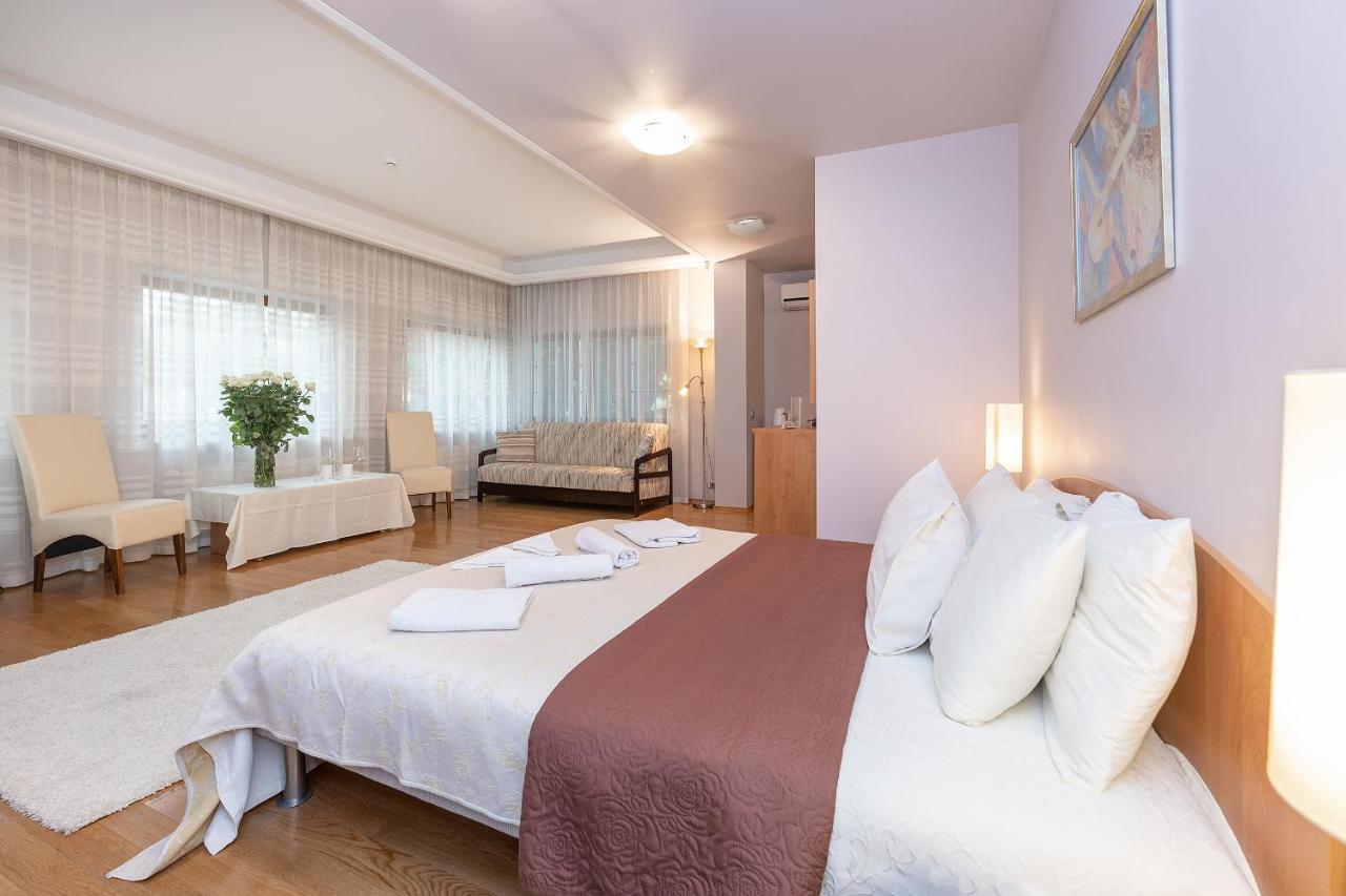 Jūrkalne Room In Guest Room - Valensija - Large Suite מראה חיצוני תמונה