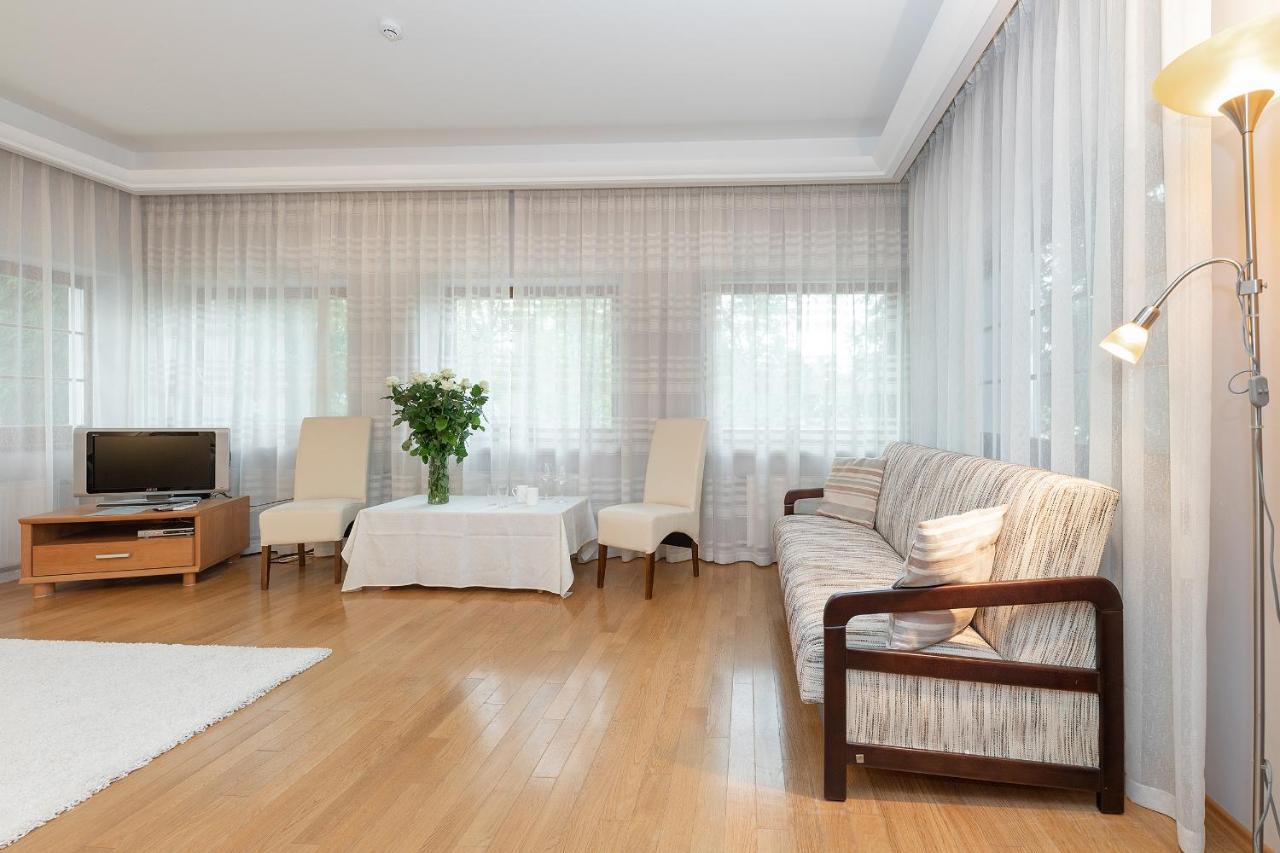 Jūrkalne Room In Guest Room - Valensija - Large Suite מראה חיצוני תמונה