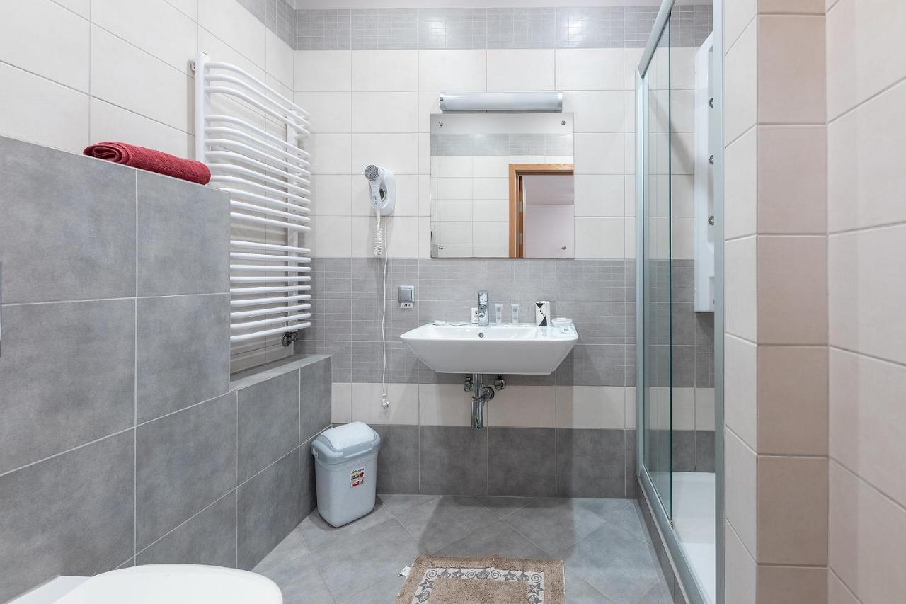Jūrkalne Room In Guest Room - Valensija - Large Suite מראה חיצוני תמונה