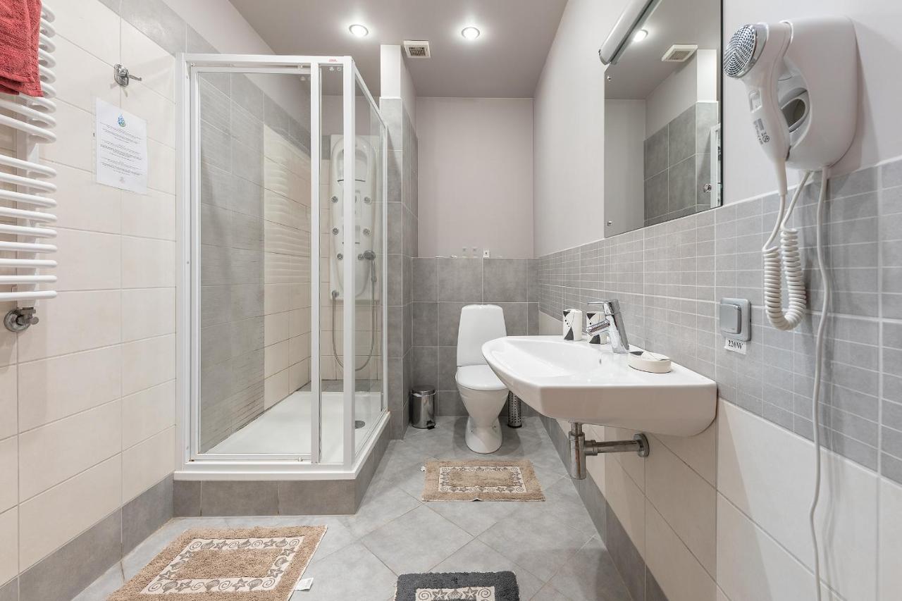 Jūrkalne Room In Guest Room - Valensija - Large Suite מראה חיצוני תמונה